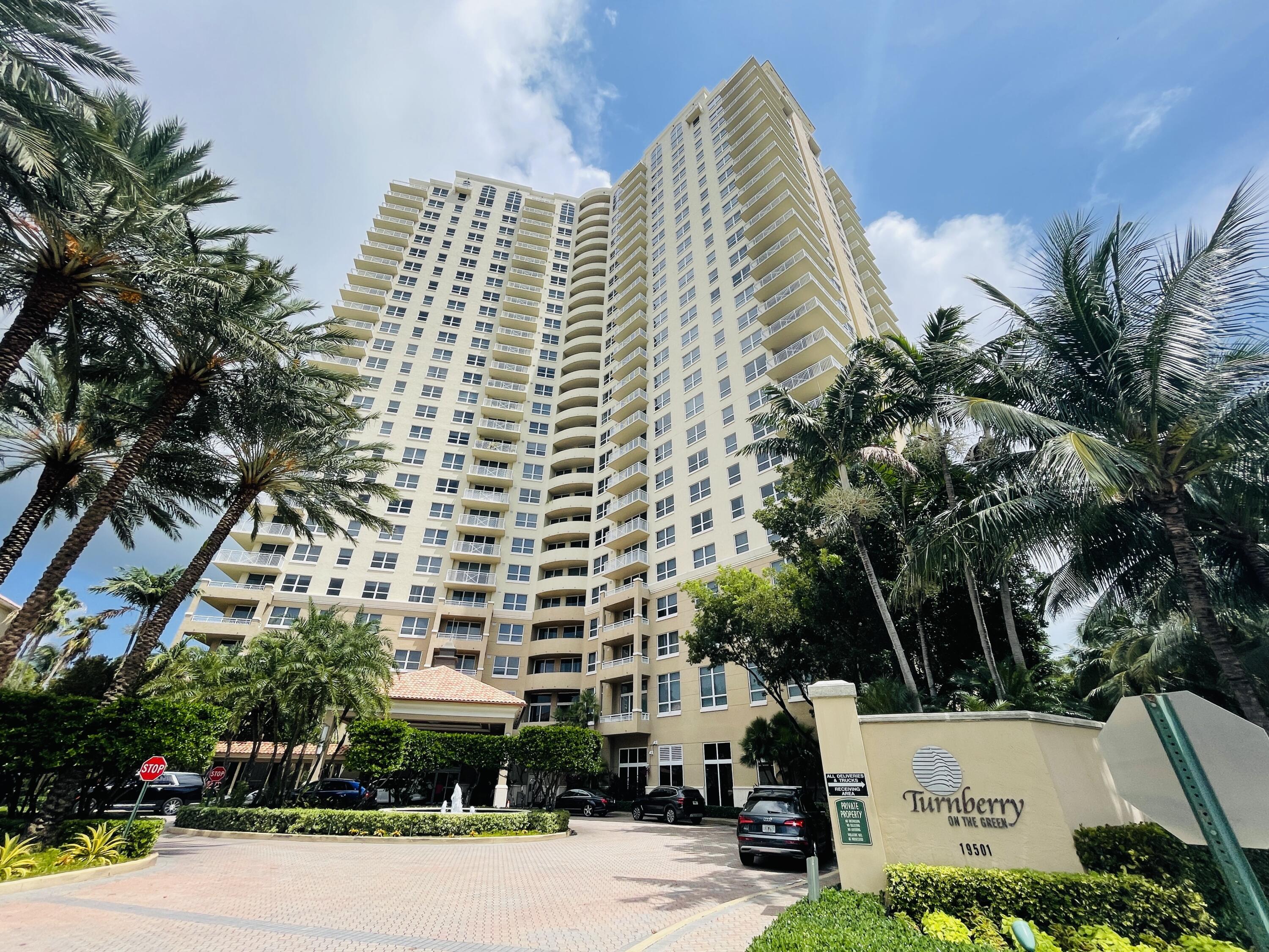 19900 E Country Club Drive # 210, Aventura FL 33180