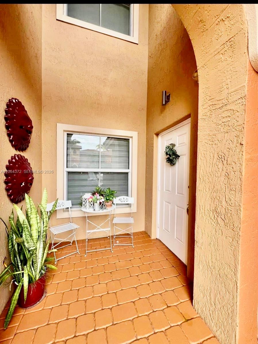 2772 SW 121st Ave # 602 — Photo 3