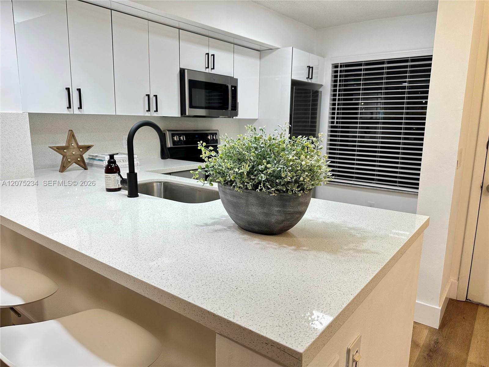 202 Lake Pointe Dr # 104 — Photo 2