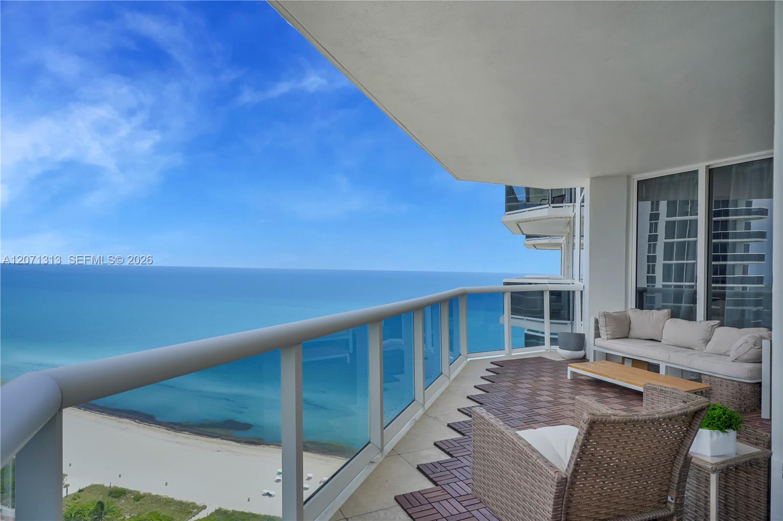 4775 Collins Ave # 2908 — Photo 2