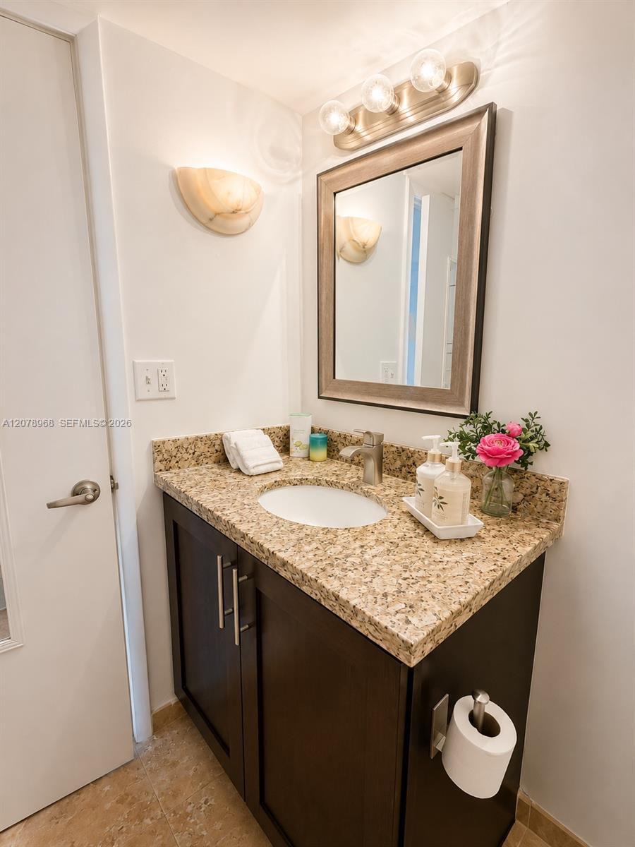 4000 Towerside Ter # 304 — Photo 5