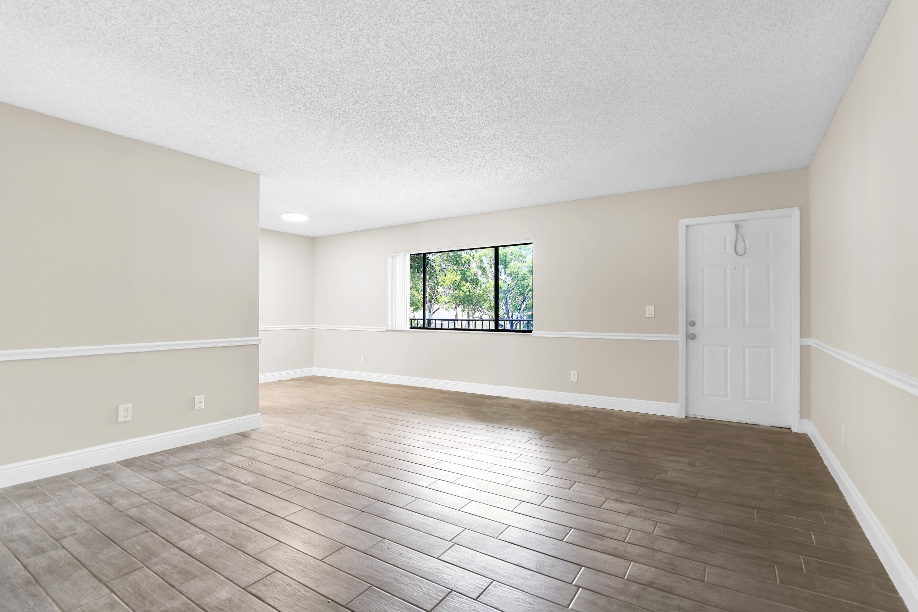 414 Meadows Circle, Boynton Beach FL 33436