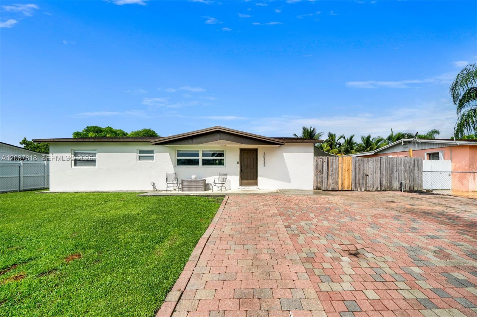 30334 SW 158th Ct — Photo 3