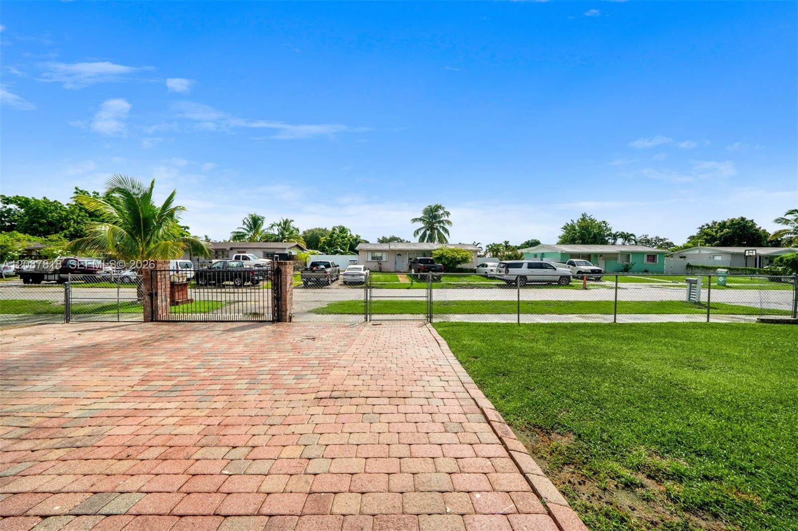 30334 SW 158th Ct — Photo 5