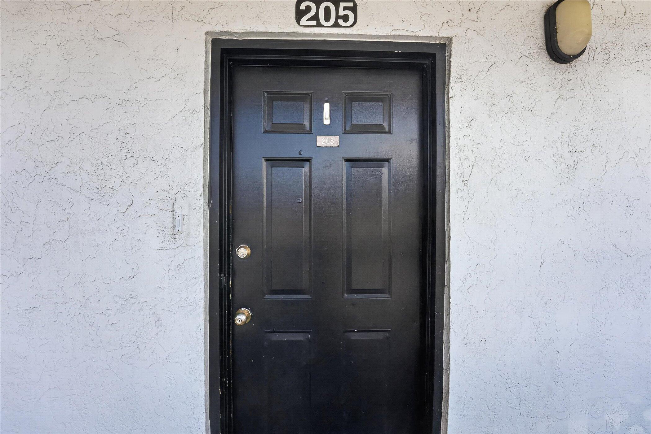 9235 SW 8th Street — Photo 5