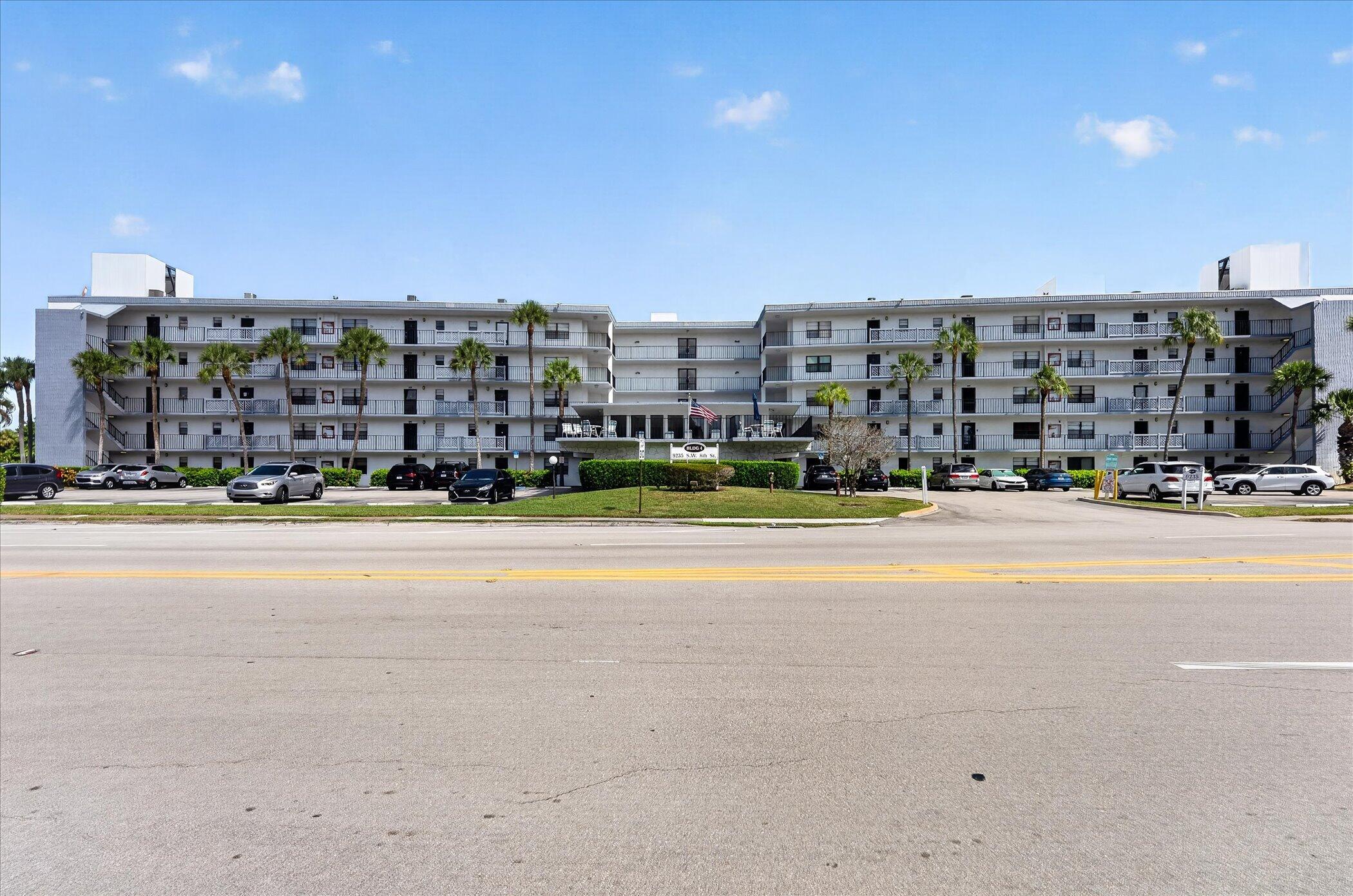 9235 SW 8th Street — Photo 2