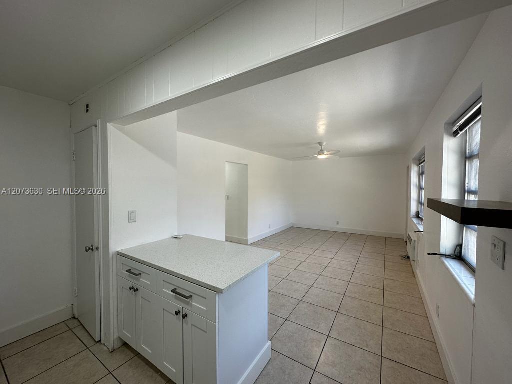 2115 N 17th Ct # 3 — Photo 4
