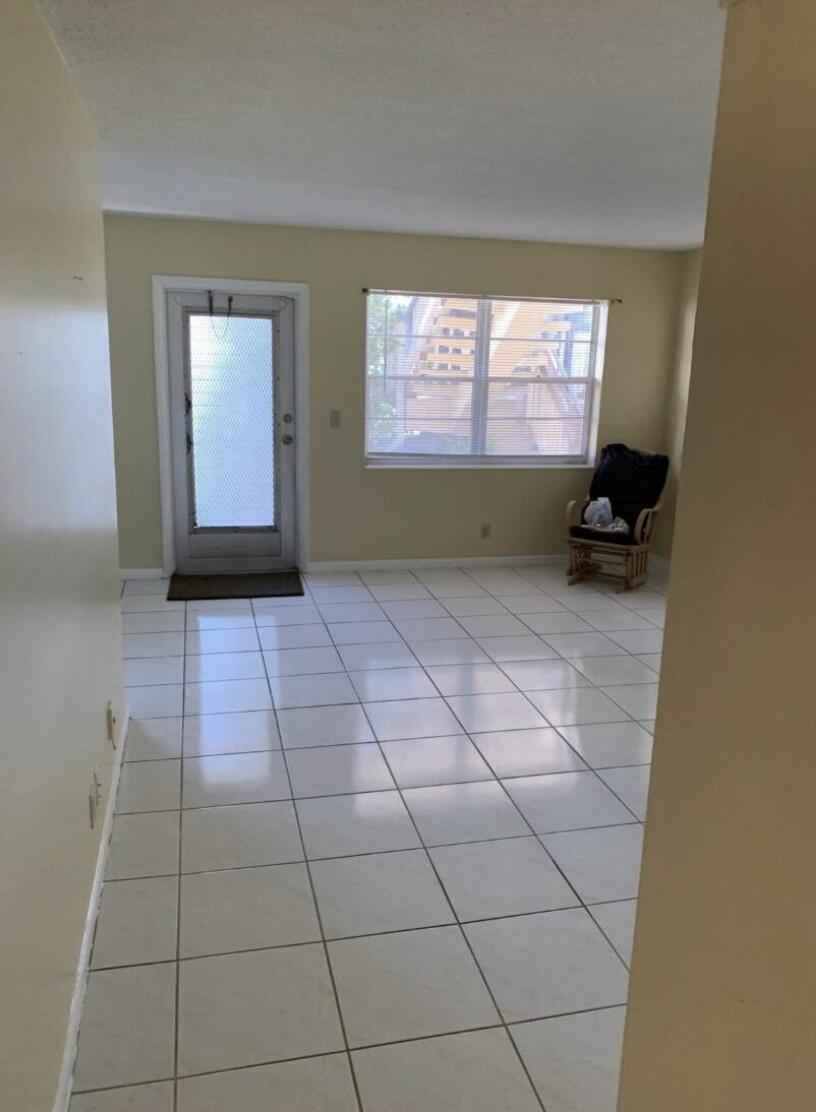 74 Sheffield D, West Palm Beach FL 33417