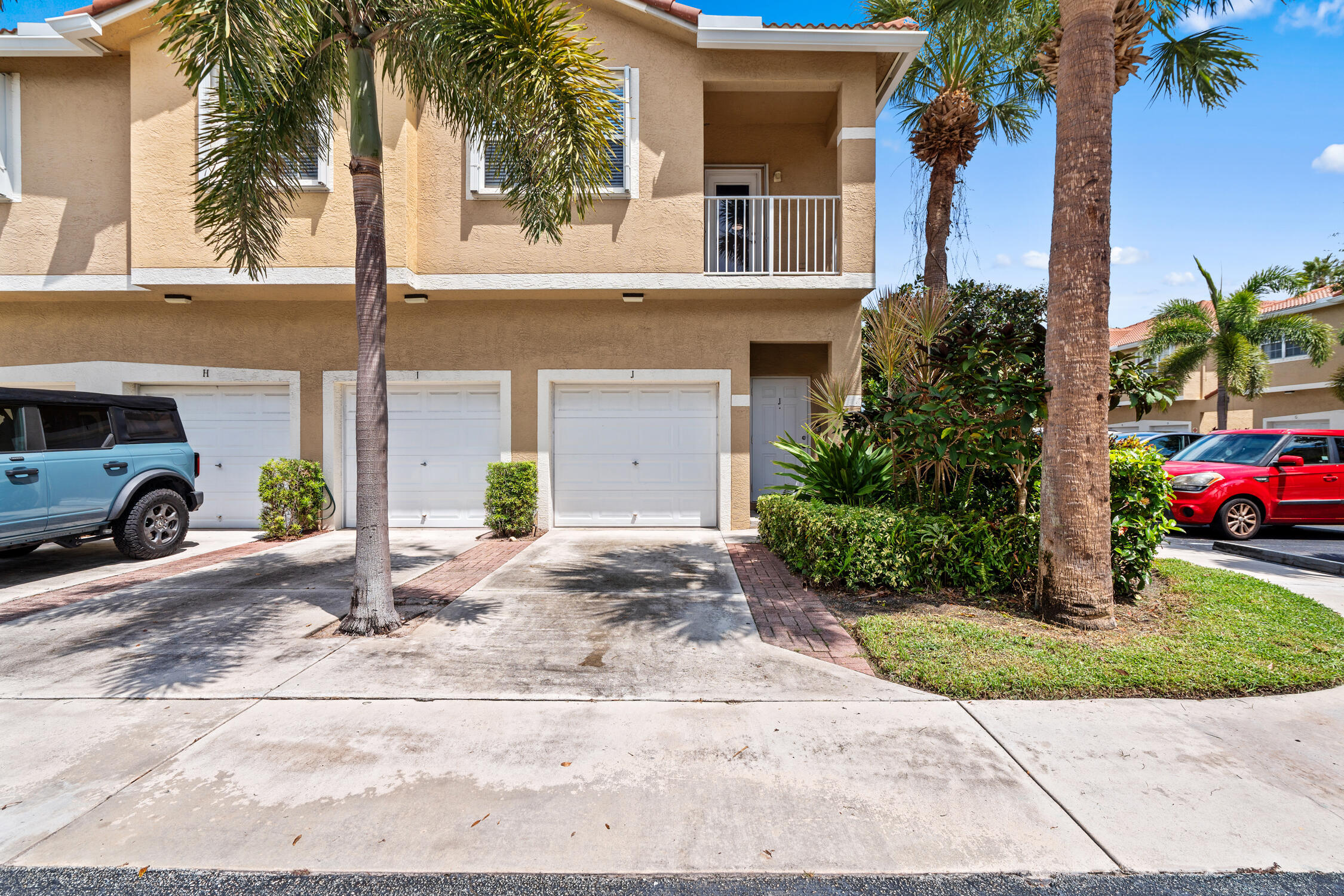 112 Lighthouse Circle # J — Photo 2