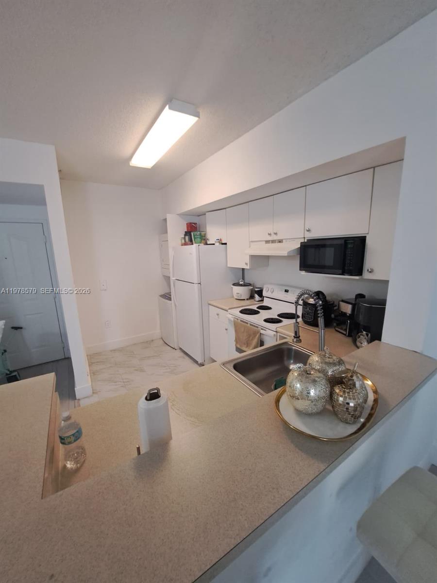 5077 NW 7th St # 912 — Photo 3