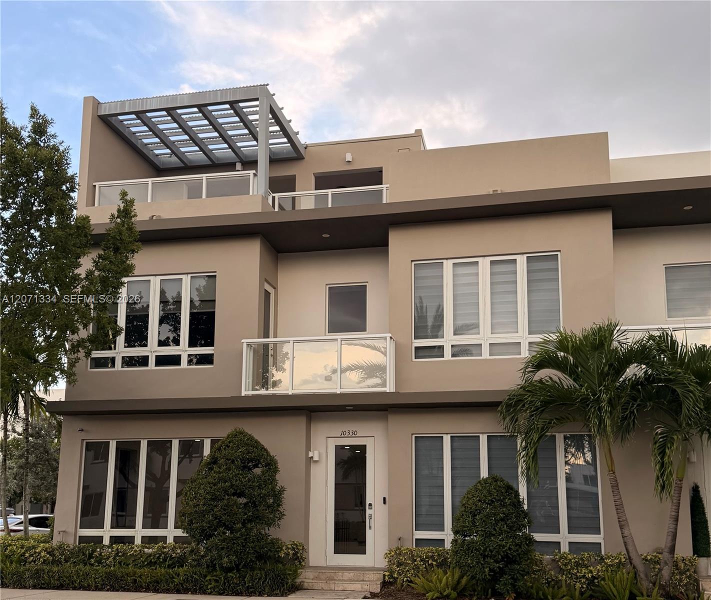 10330 NW 66 ST # 10330 View 2