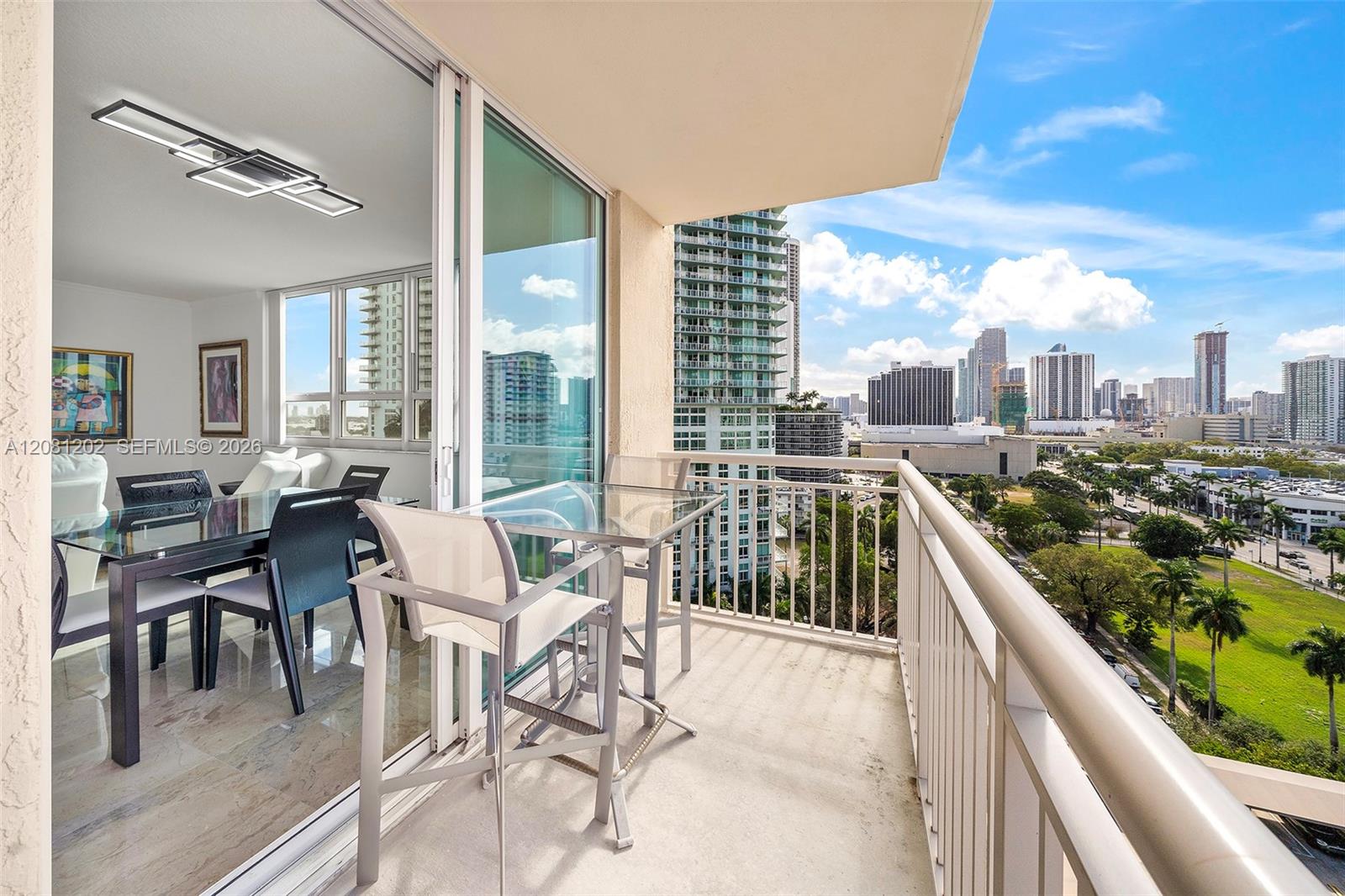 2000 N Bayshore Dr # 1502 — Photo 4