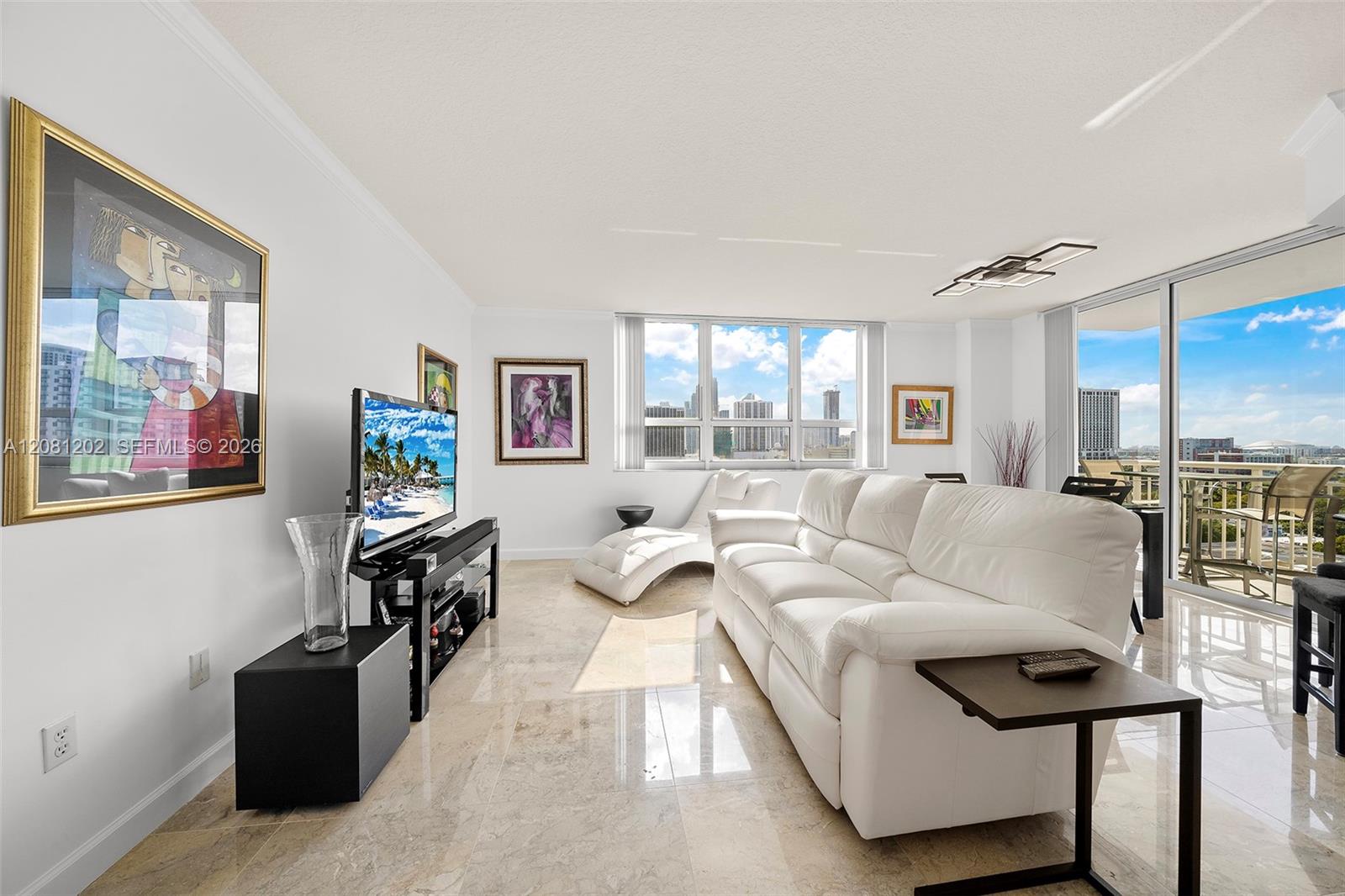 2000 N Bayshore Dr # 1502 — Photo 5