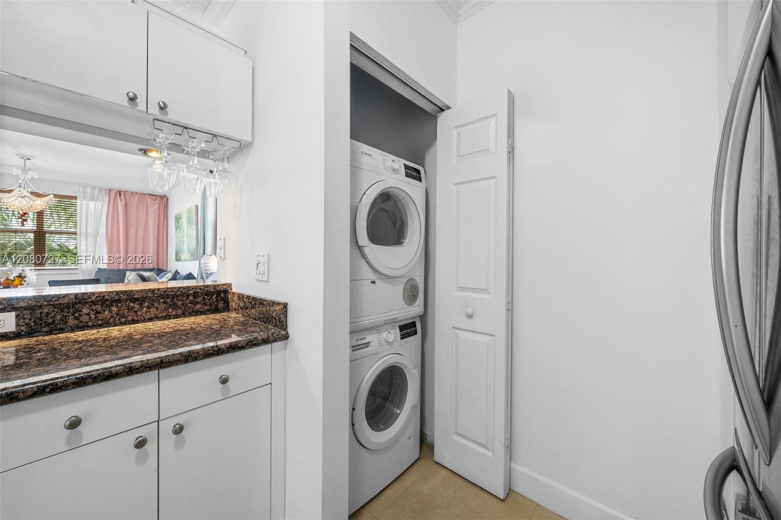 17150 N Bay Rd # 2516 — Photo 5