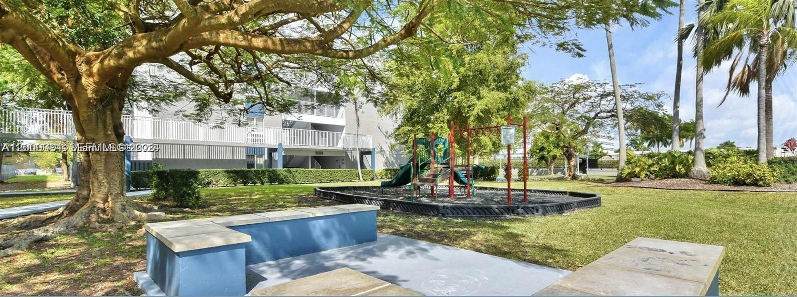 10820 SW 200th dr OFC — Photo 4