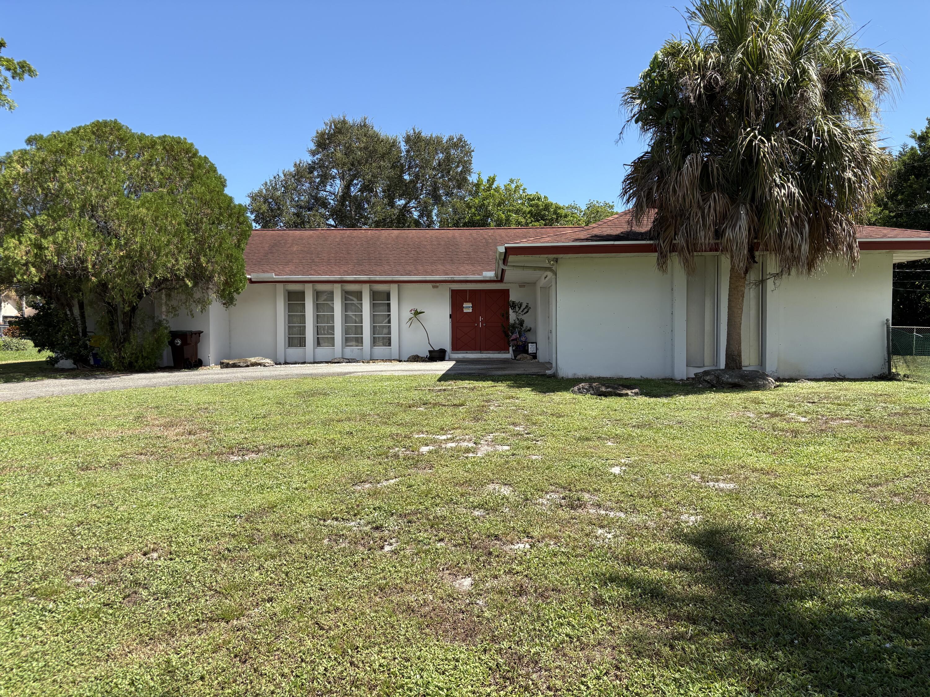 8432 Waterway Drive, Lake Clarke Shores FL 33406