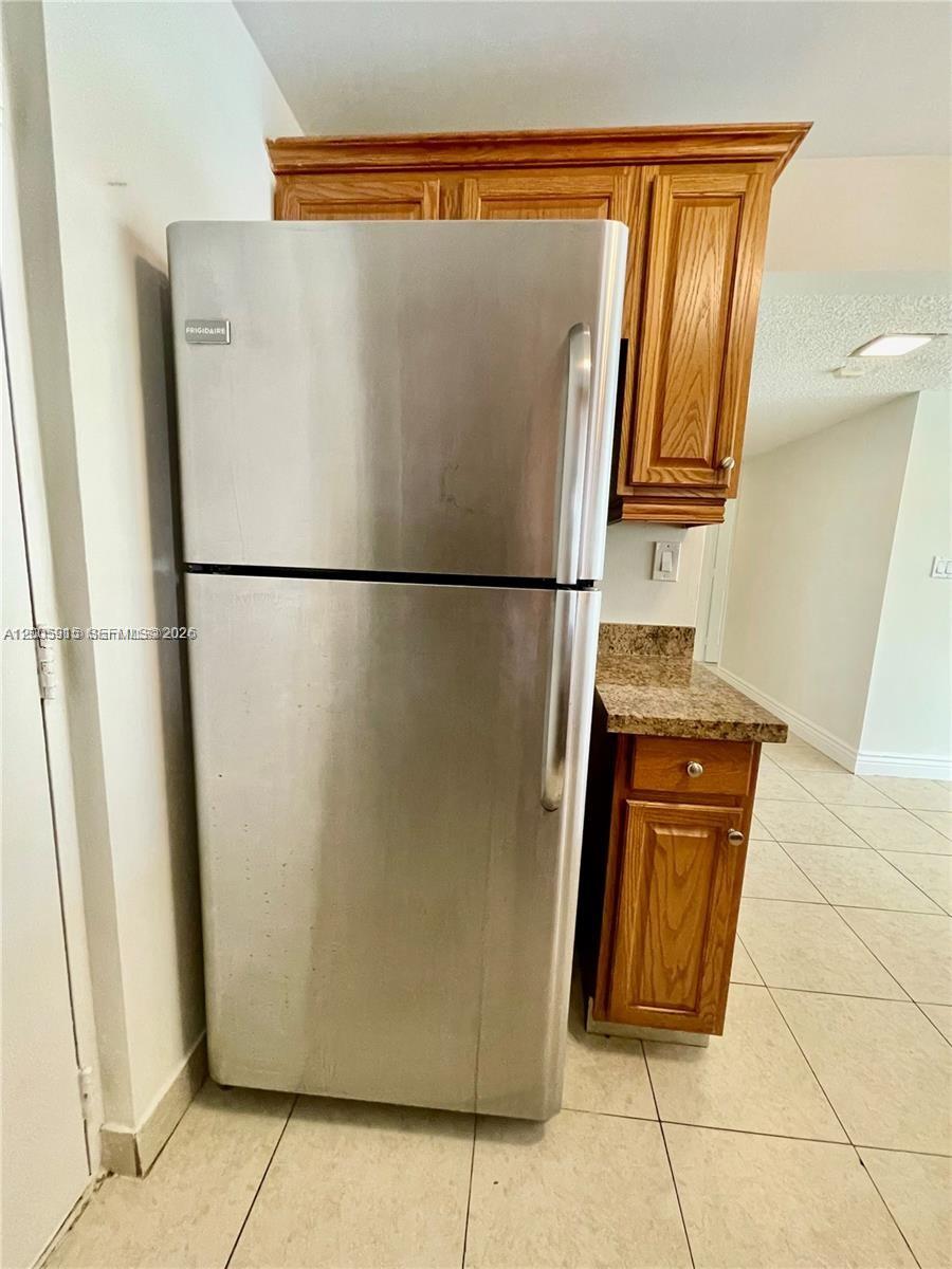 2320 S Cypress Bend Dr # 204 — Photo 3