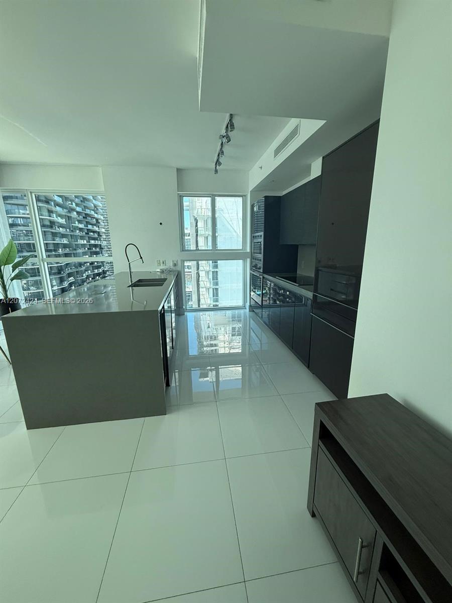 1080 Brickell Ave # 3109 — Photo 2