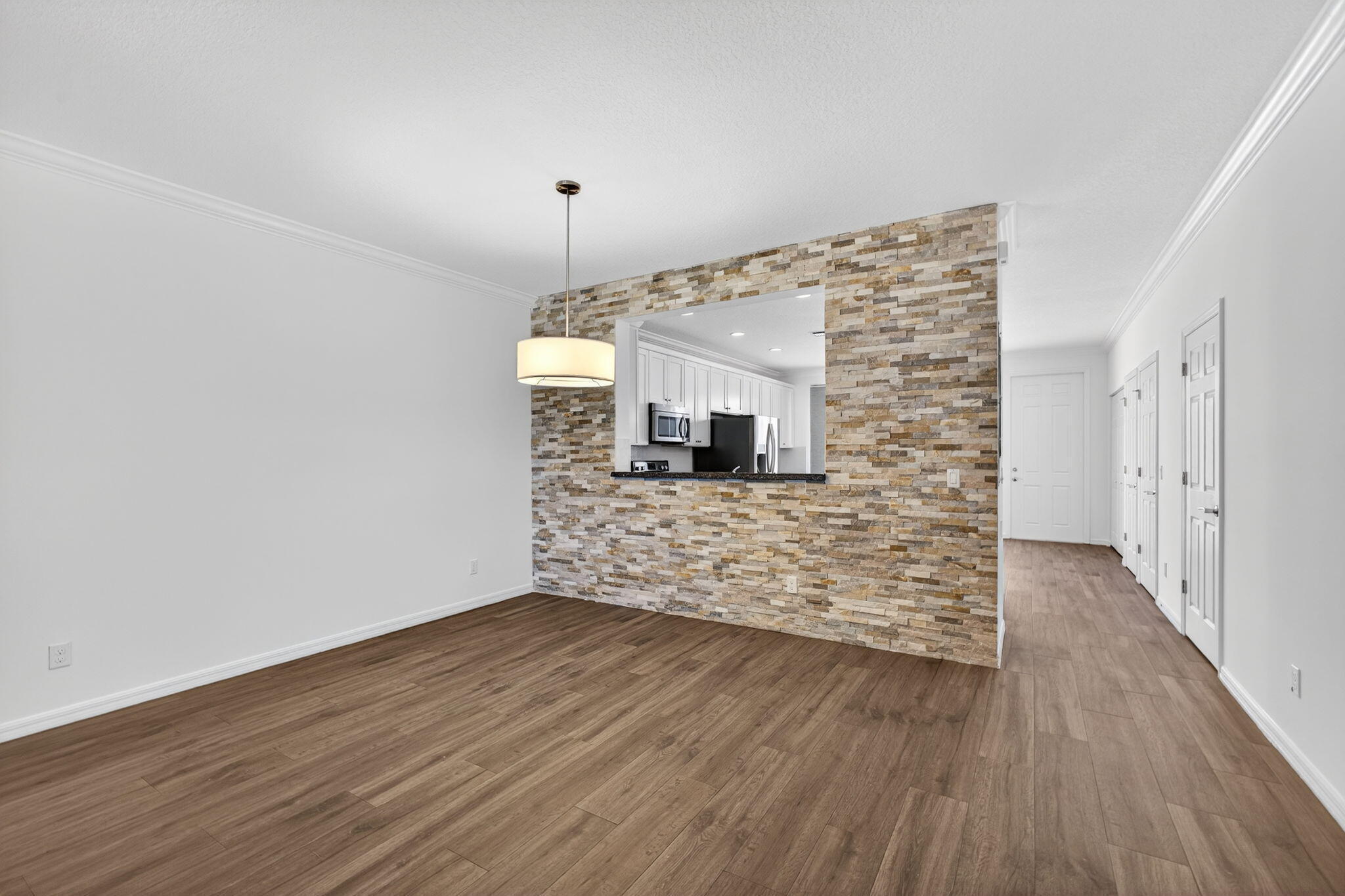 1362 TURNBRIDGE Drive — Photo 5
