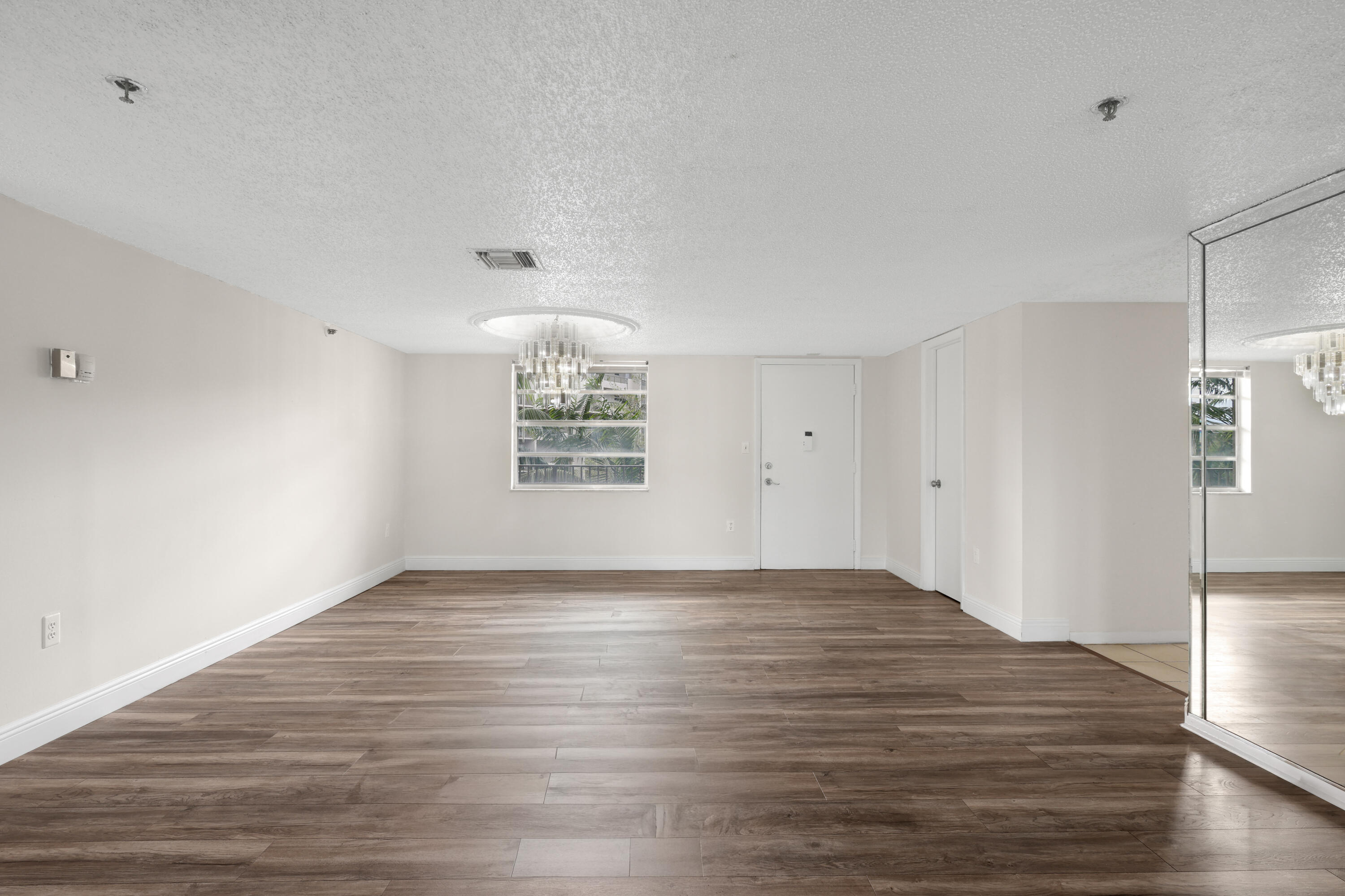 3940 INVERRARY Boulevard # A — Photo 3