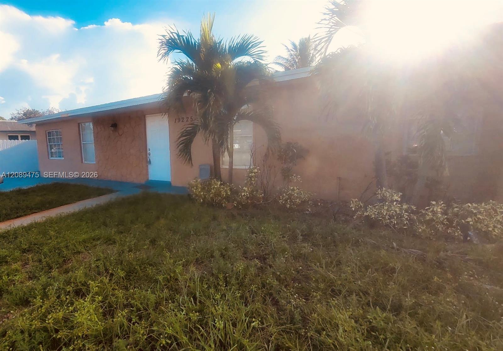 19225 NW 50 CT — Photo 2