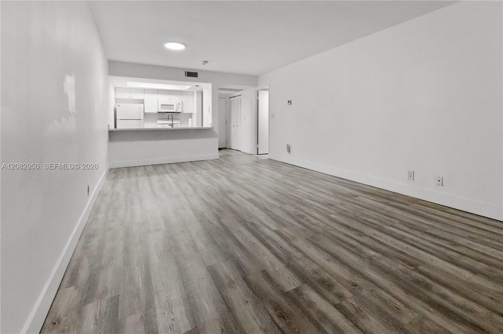 8100 Geneva Ct # 141 — Photo 2