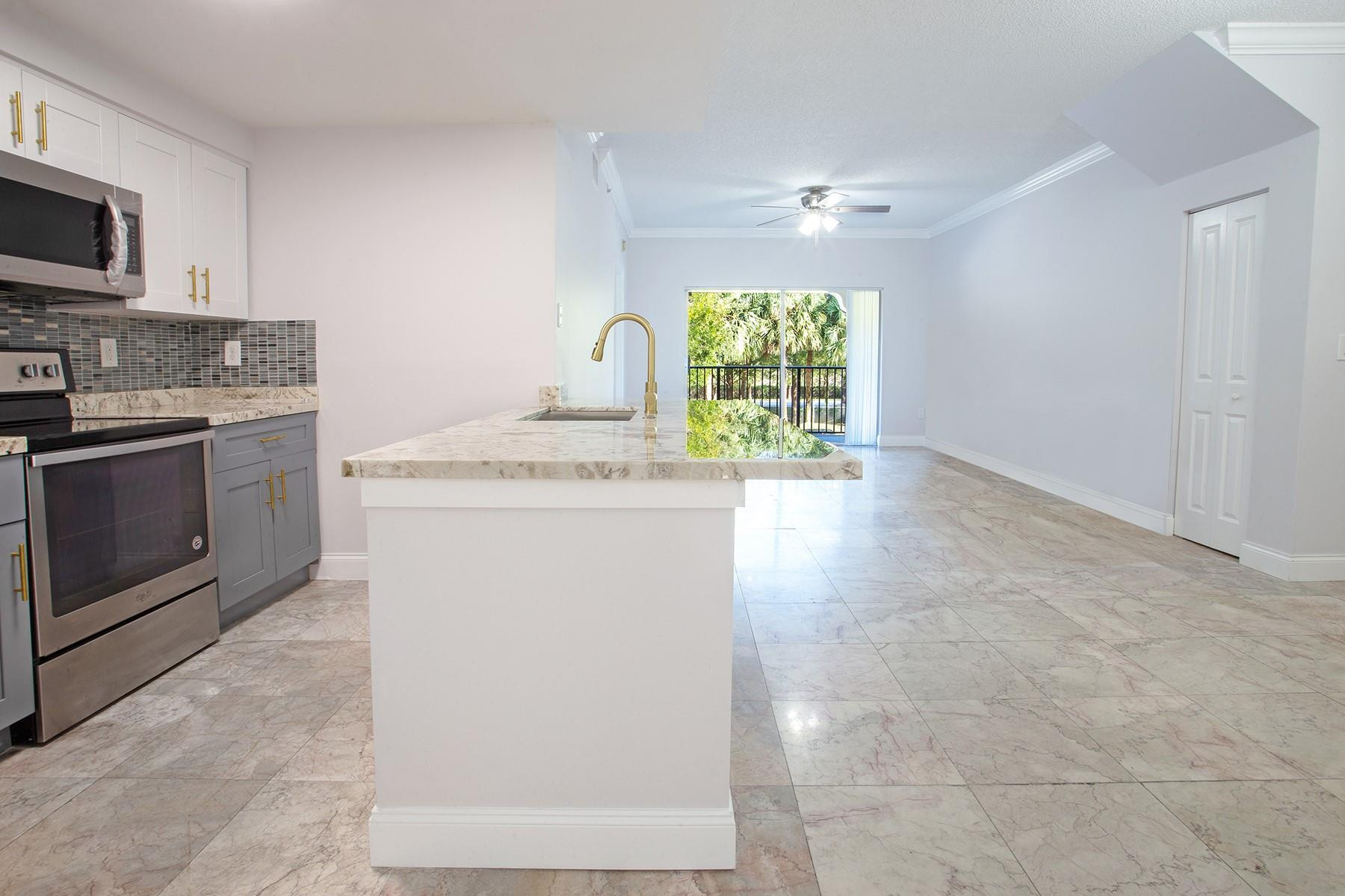5860 W Sample Road # 204 — Photo 4