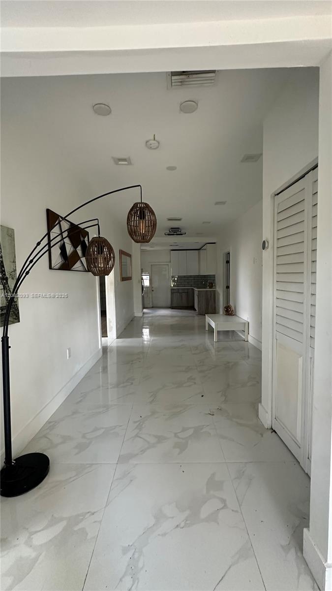 2228 SW 58th Ct — Photo 4