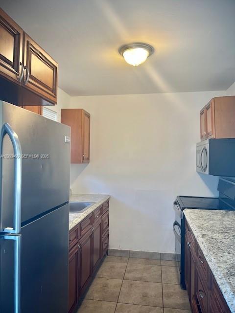 2746 Johnson St # W — Photo 3