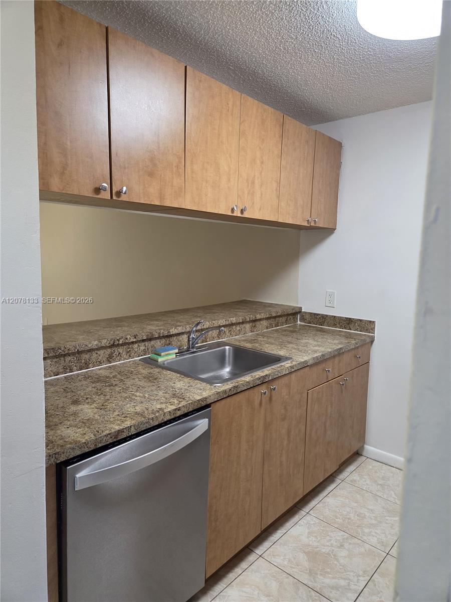 8550 N Sherman Cir # 103 — Photo 2
