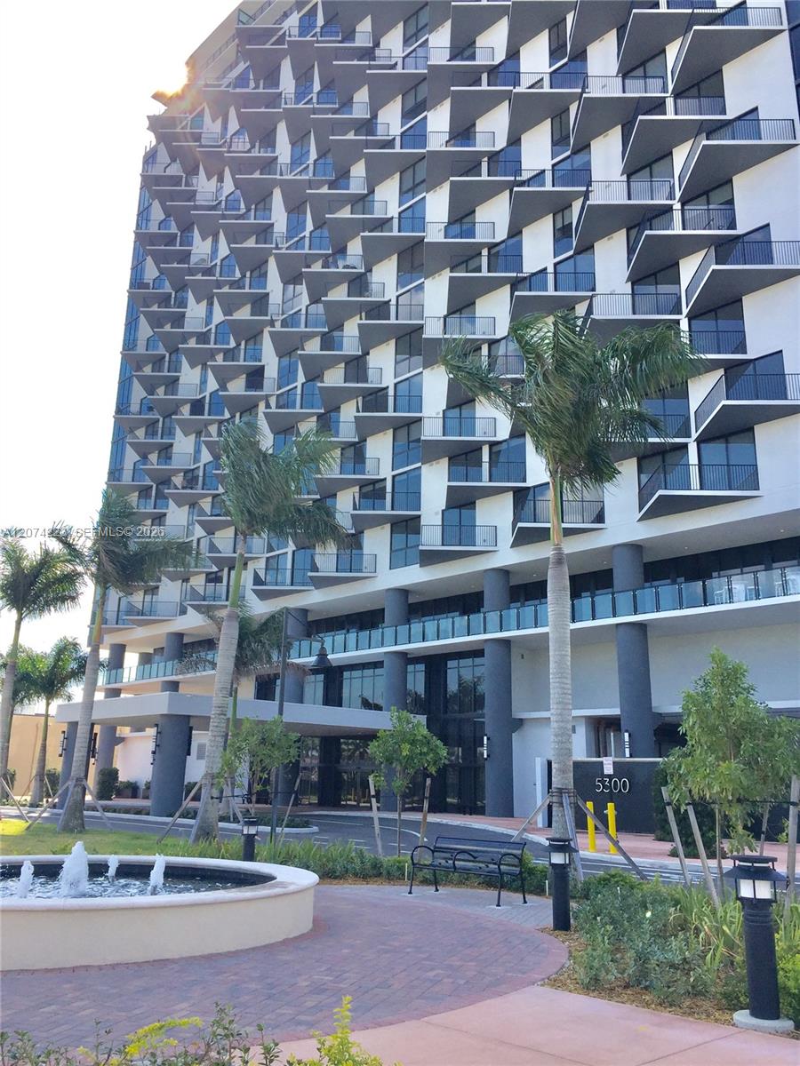 5300 Paseo Blvd # 410 — Photo 2