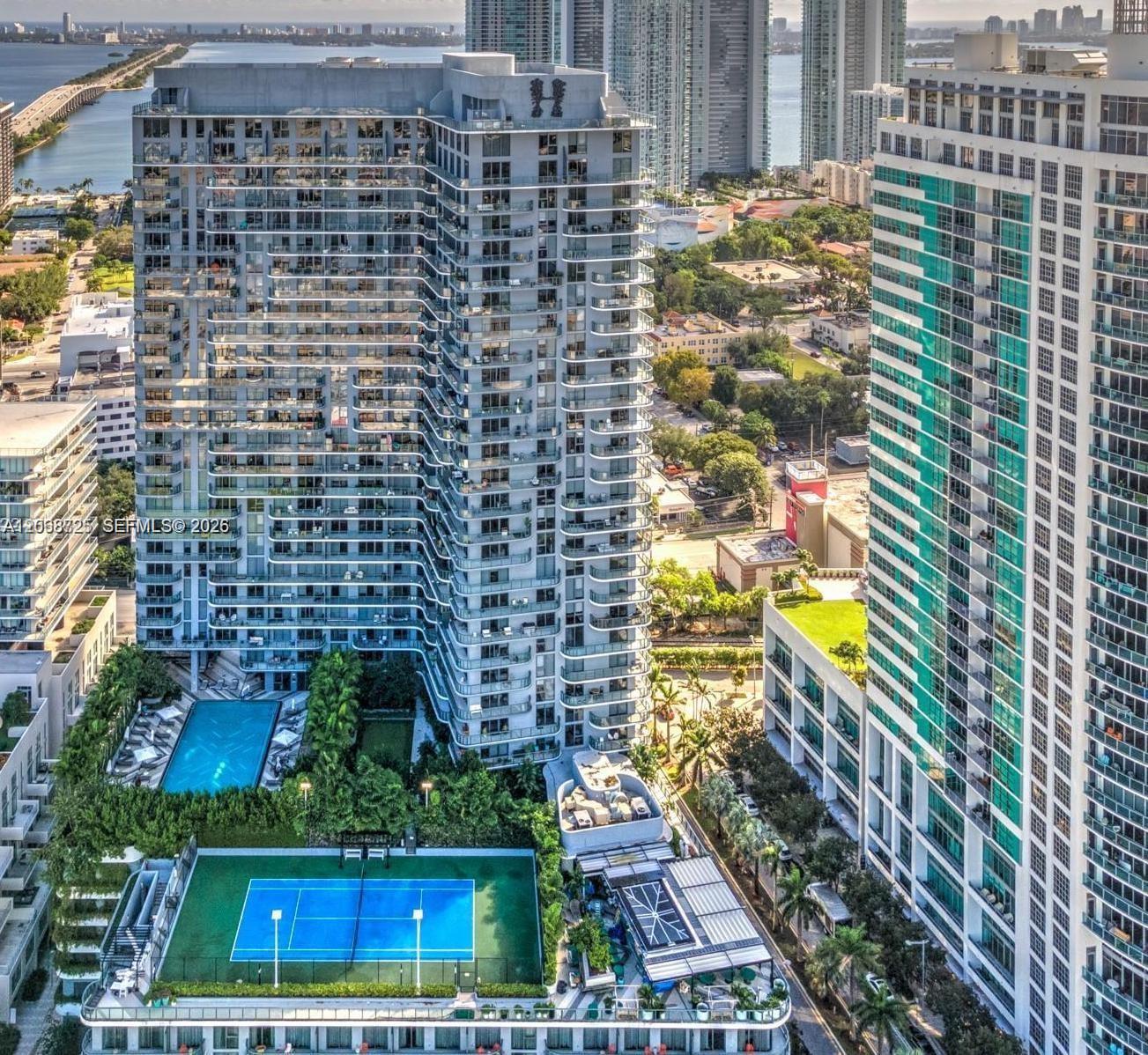 121 NE 34th St # 915, Miami FL 33137
