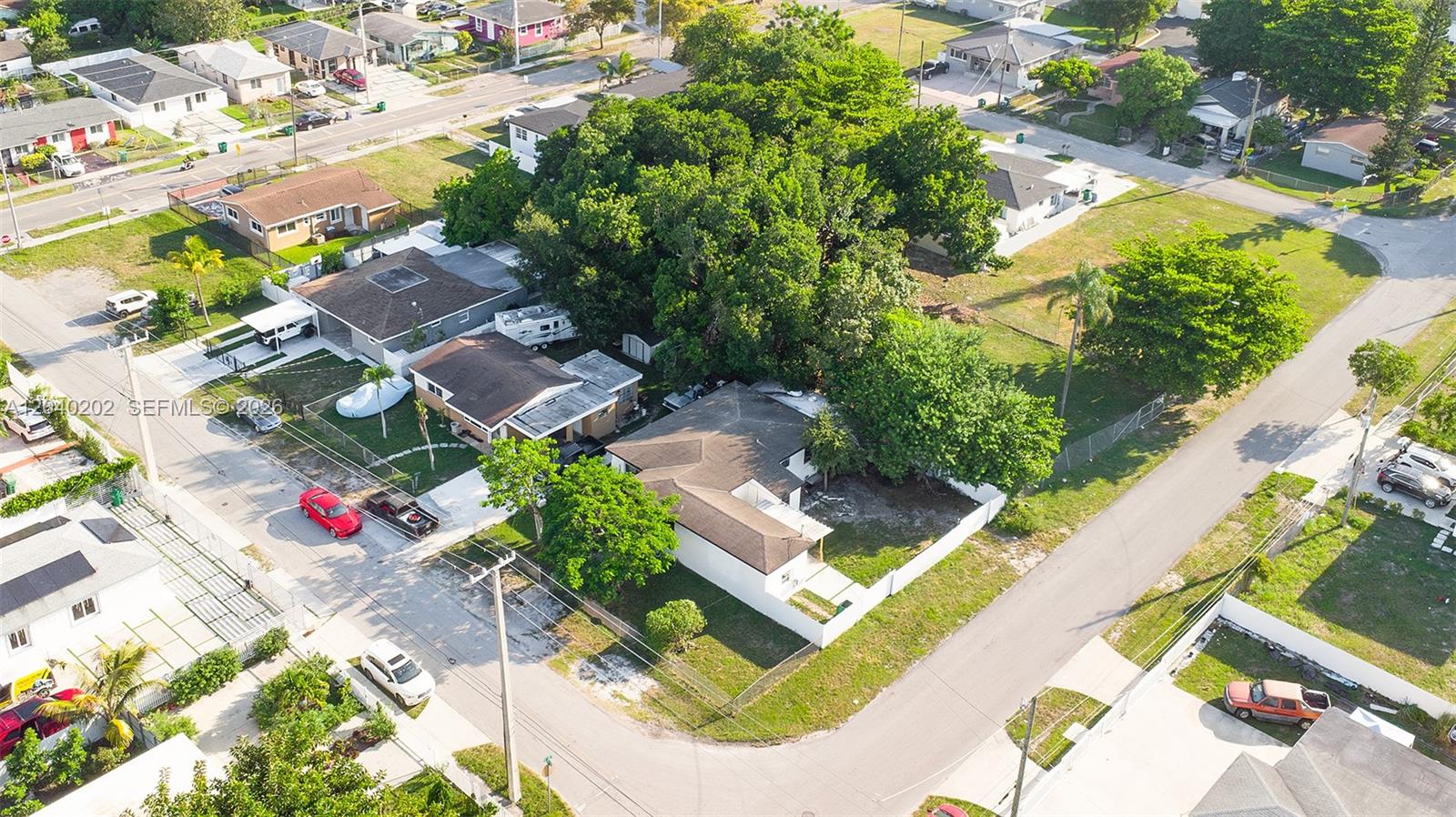 7190 NW 21st Ave, Miami FL 33147
