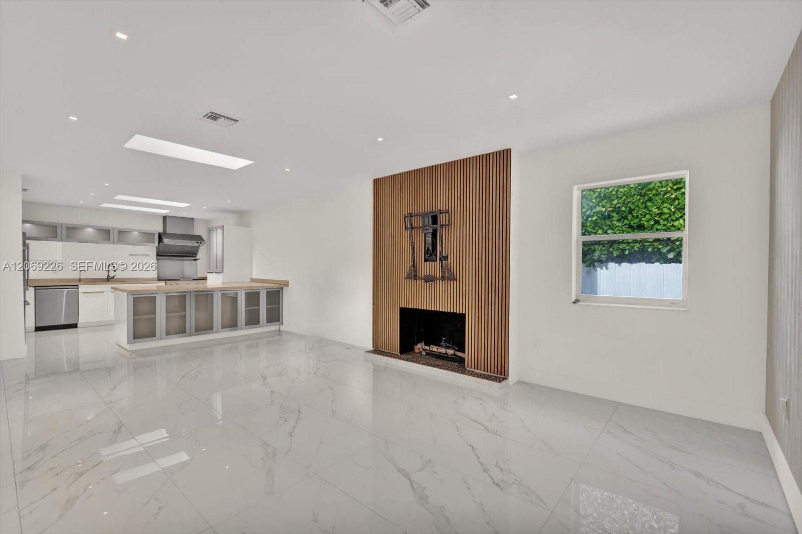 1777 Daytonia Rd View 9