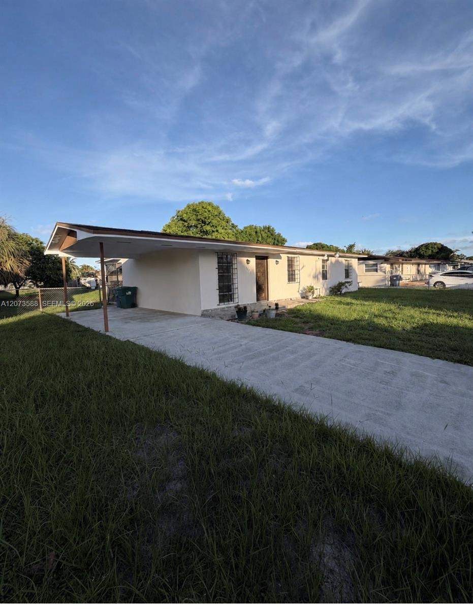 19211 NW 52nd Ave, Miami Gardens FL 33055
