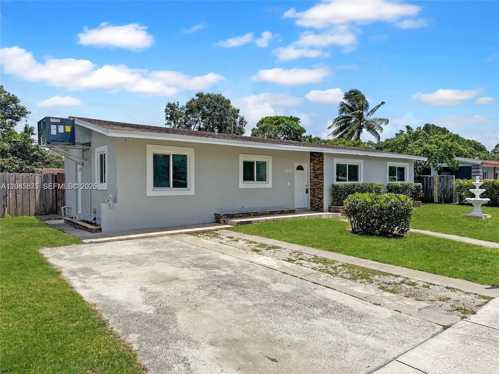 3241 NW 4th St, Lauderhill FL 33311