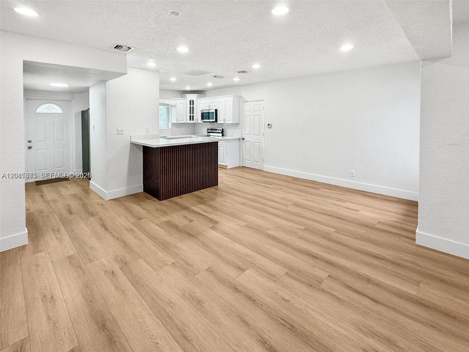 3241 NW 4th St — Photo 4