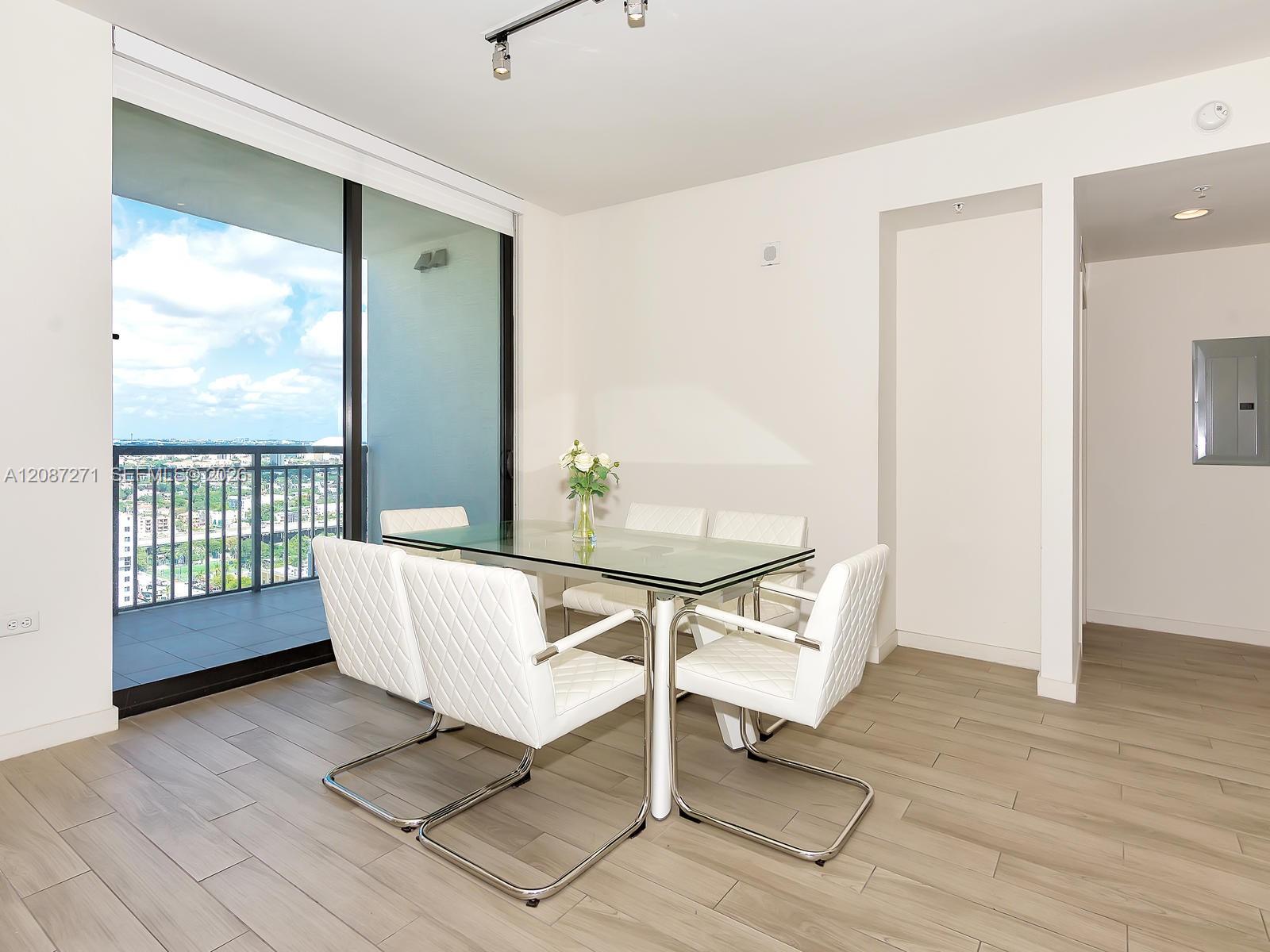 999 SW 1st Ave # 2512 — Photo 4