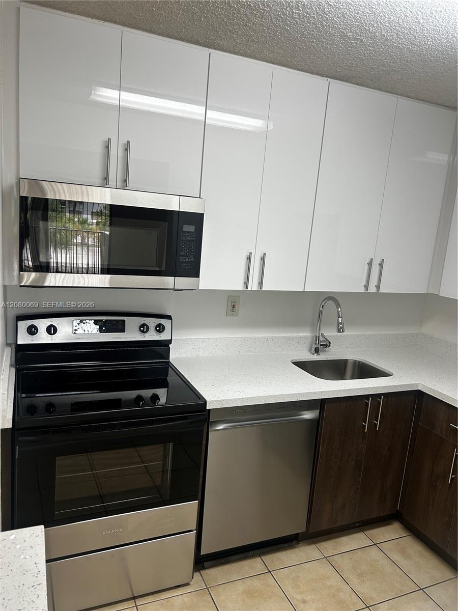 7180 NW 179th St # 211 — Photo 2
