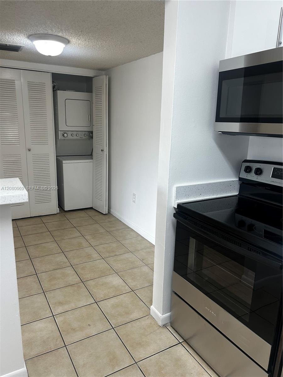 7180 NW 179th St # 211 — Photo 5
