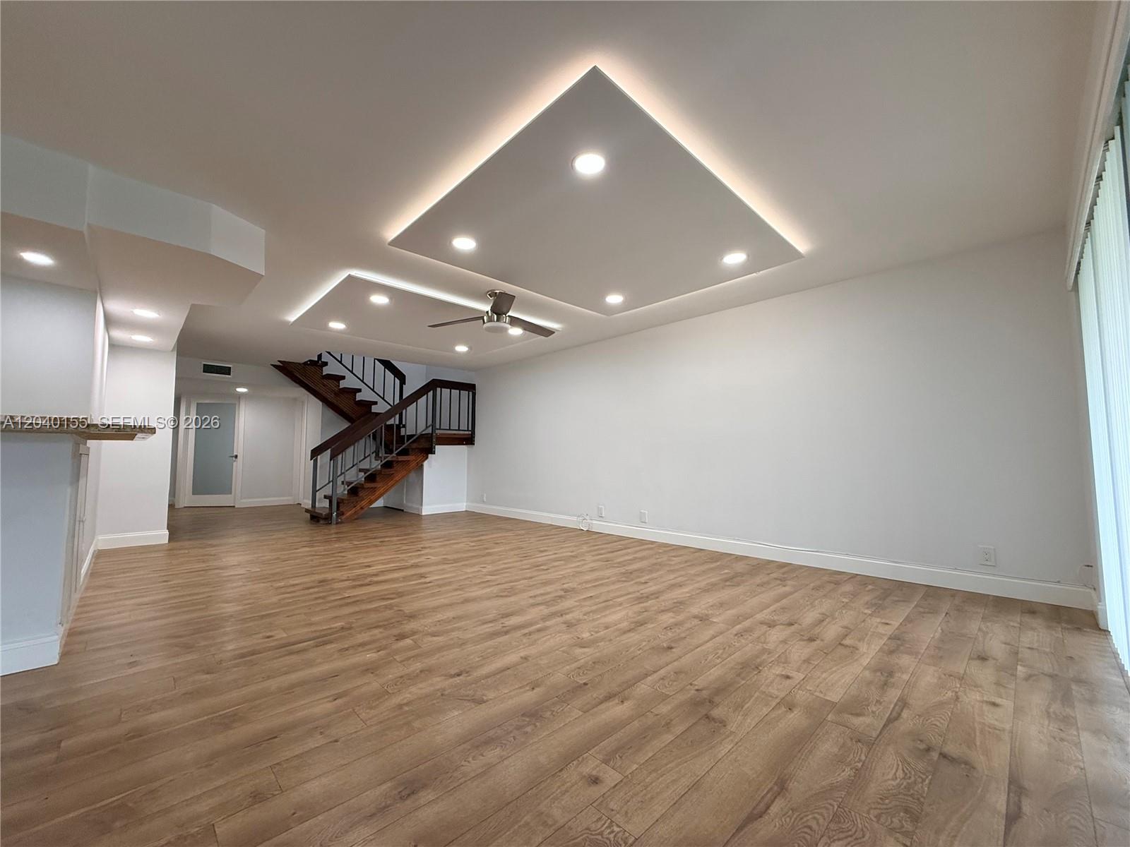 9717 N New River Canal Rd. # 406 — Photo 4