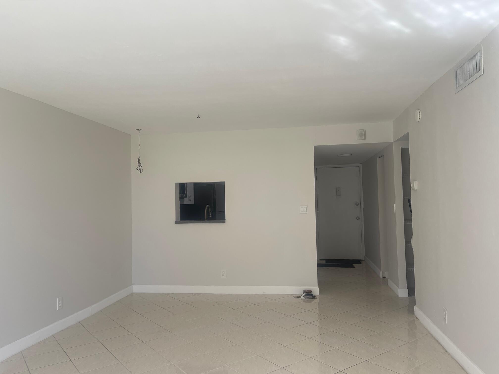 6301 N University Drive # 118 — Photo 2