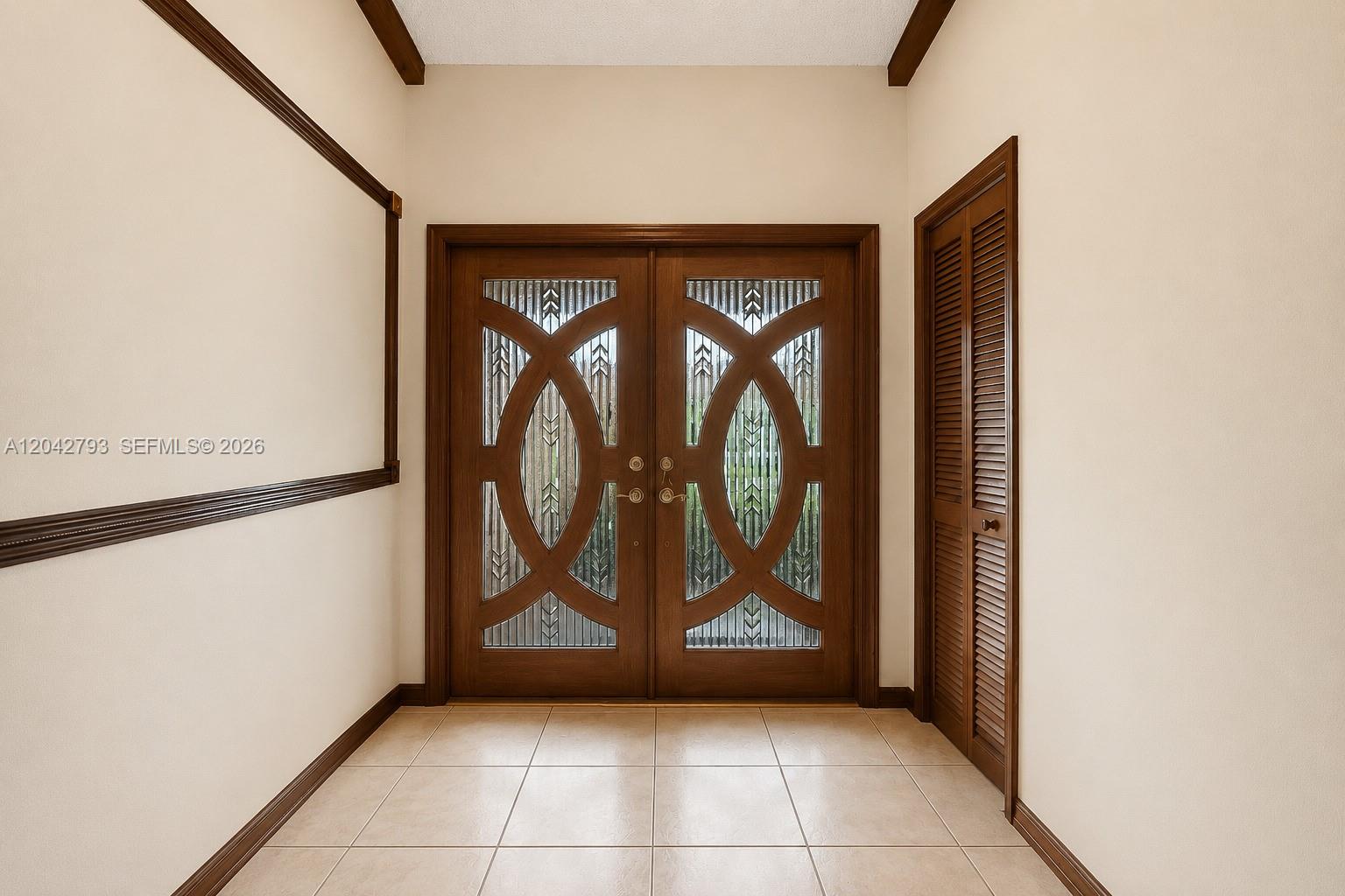 7365 N Augusta Dr — Photo 3