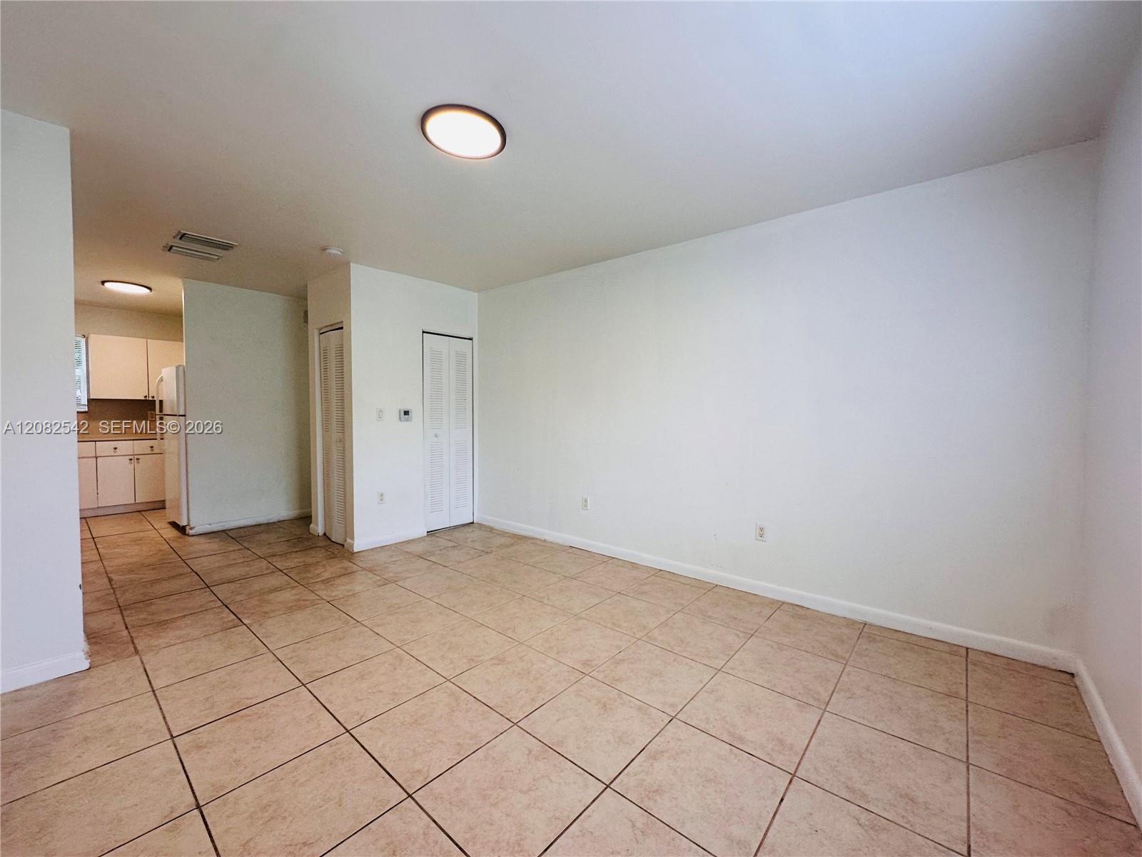 573 NE 82nd St # 6 — Photo 2