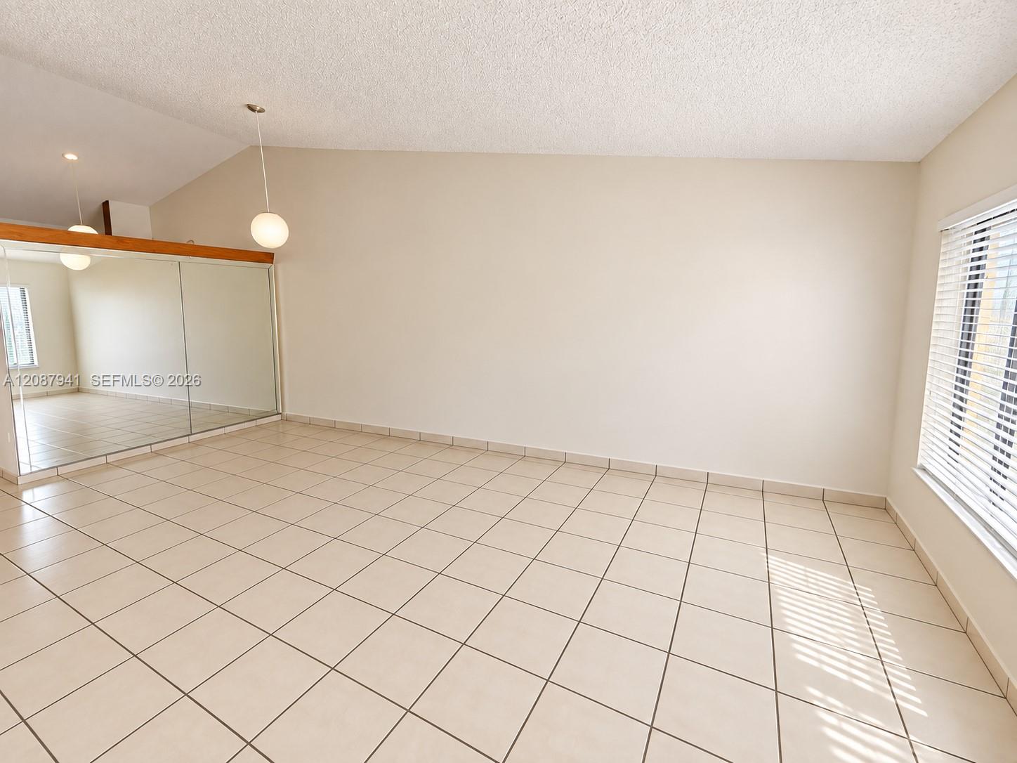 12796 NW 102 CT — Photo 4