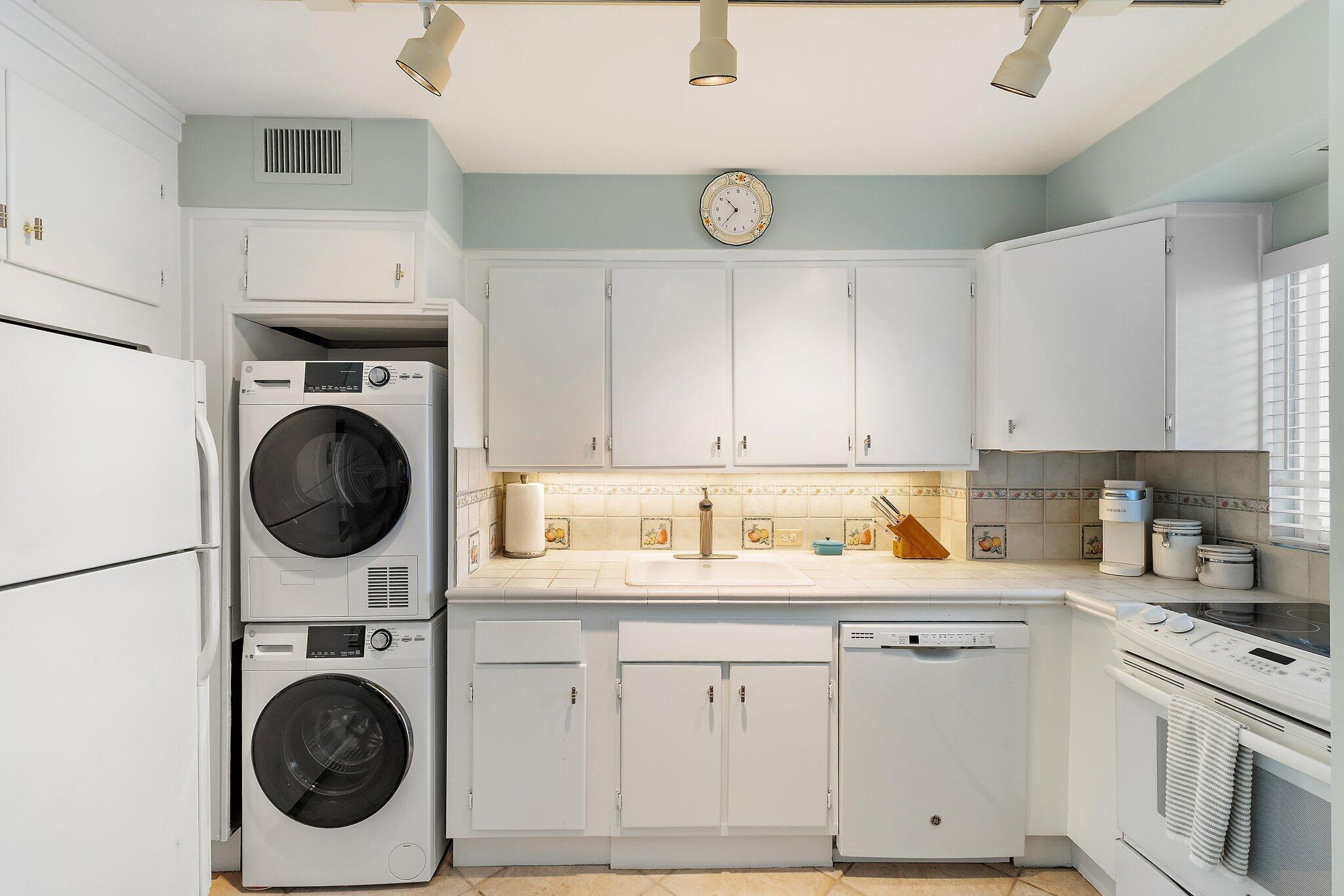 33 S Ocean Avenue # 206 — Photo 3