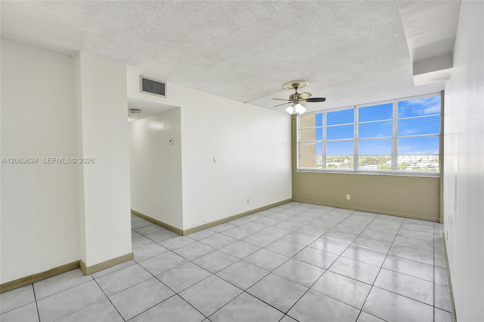 2025 NE 164th St # 710 — Photo 3