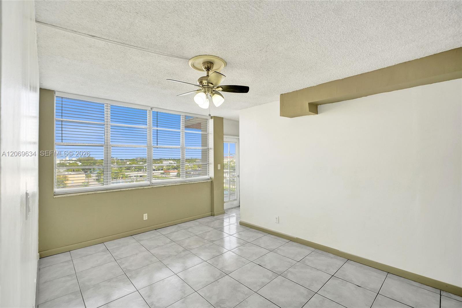2025 NE 164th St # 710 — Photo 4