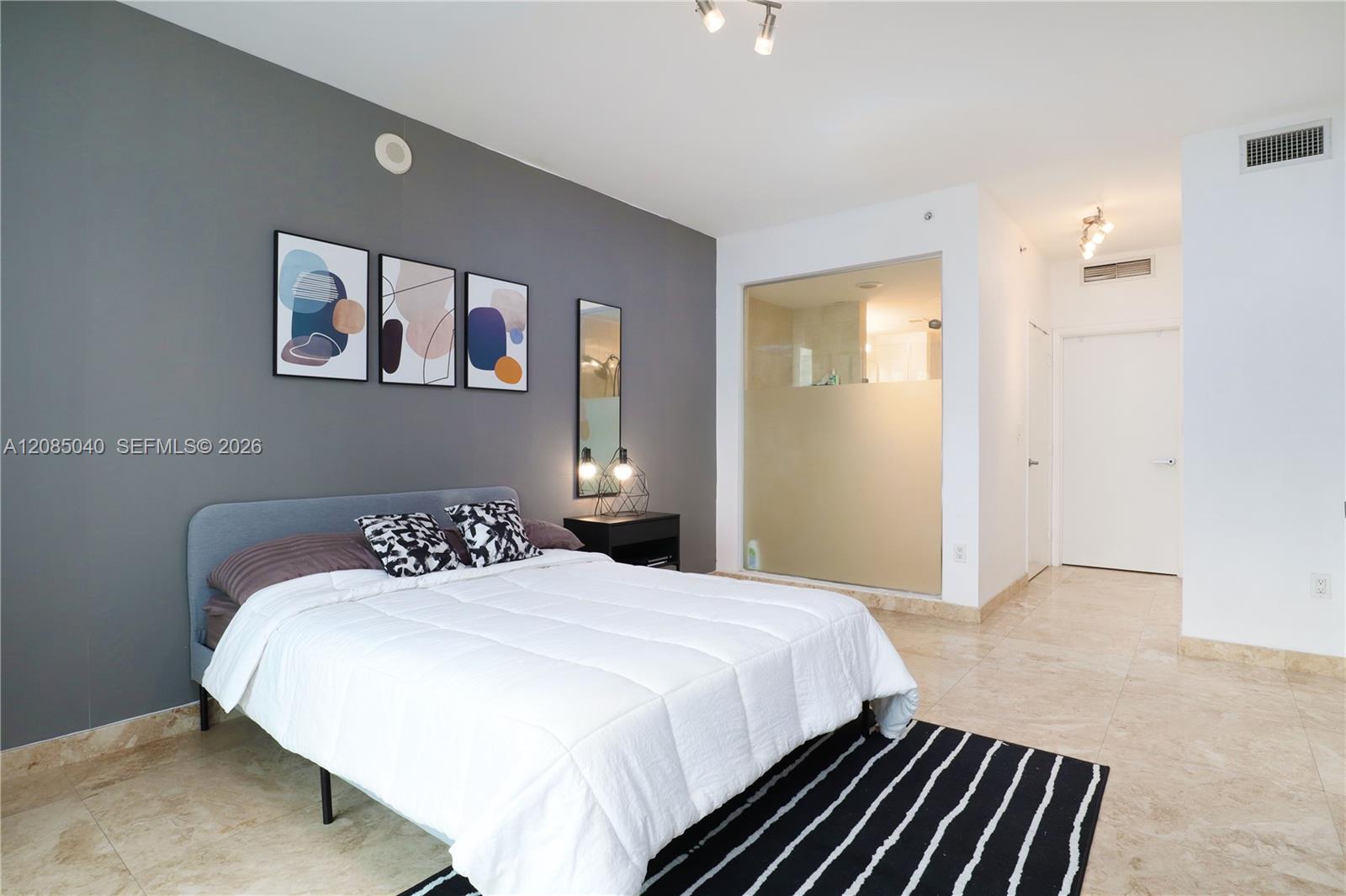 90 SW 3rd St # 3002 — Photo 5