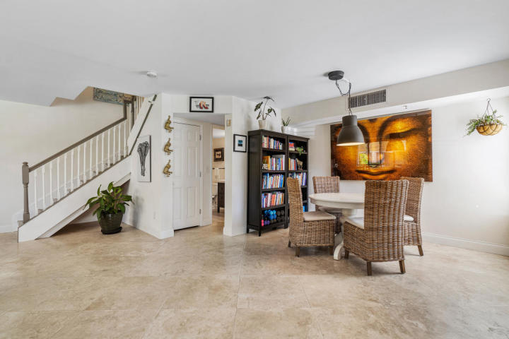 123 Yacht Club Way — Photo 3
